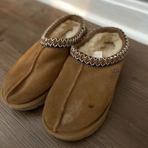 Ugg slippers